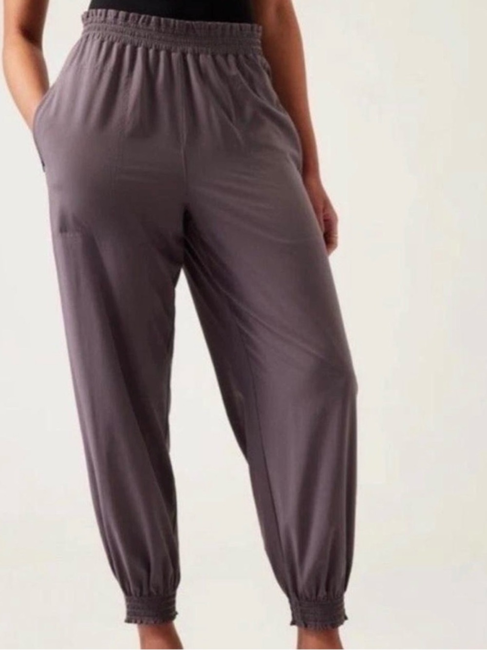 Athleta Purple Savannah Jogger Size 8